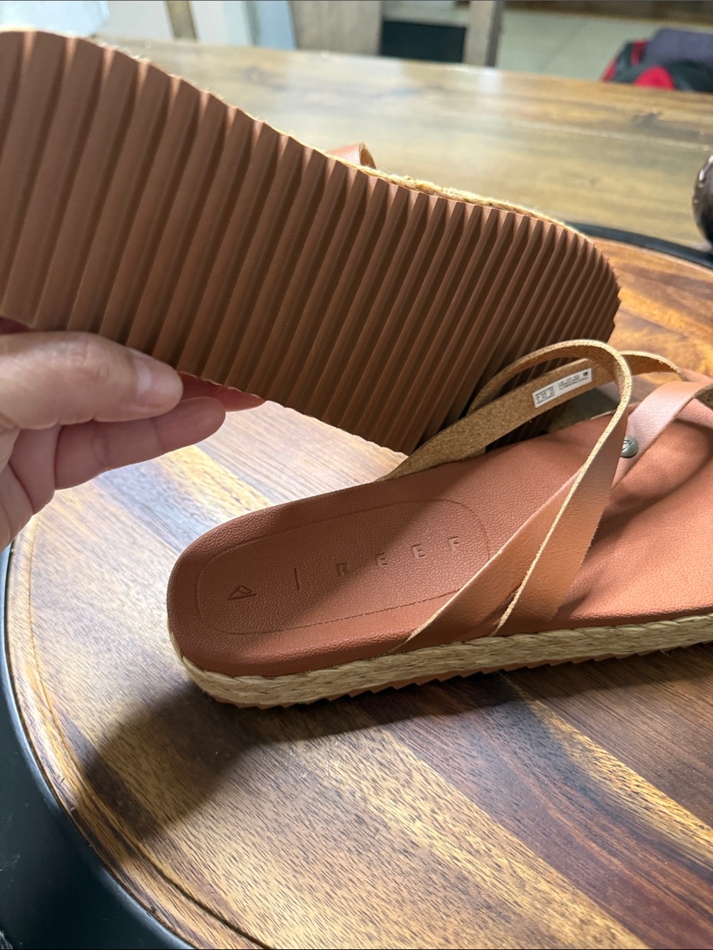 Reef Women's Terracotta Leather Espadrille Flip Flop Sandal - Picture 2 of 4